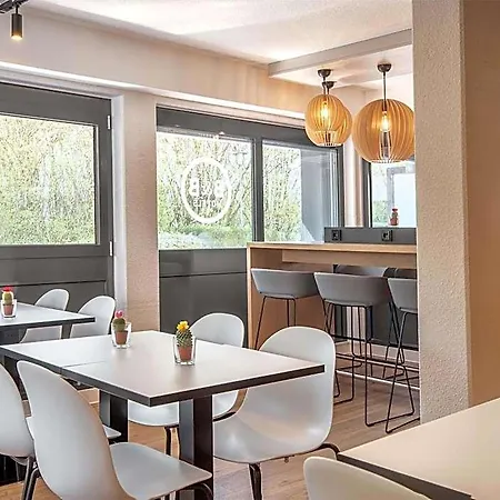 B&B Hotel Rostock-Broderstorf Hotel 3*