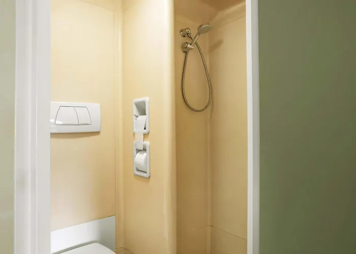 Rostock-broderstorf ホテル